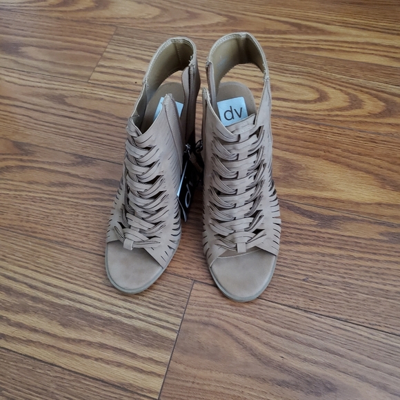 DV by Dolce Vita Shoes - Hurache Heels